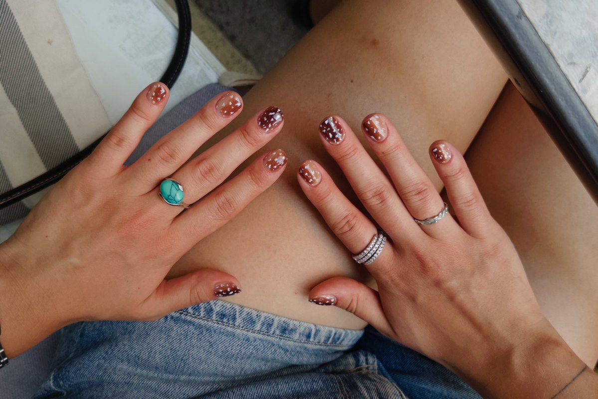 notfallenstarr's tweet photo. willow would def do nails like mine https://t.co/HqPfbYmpGj
