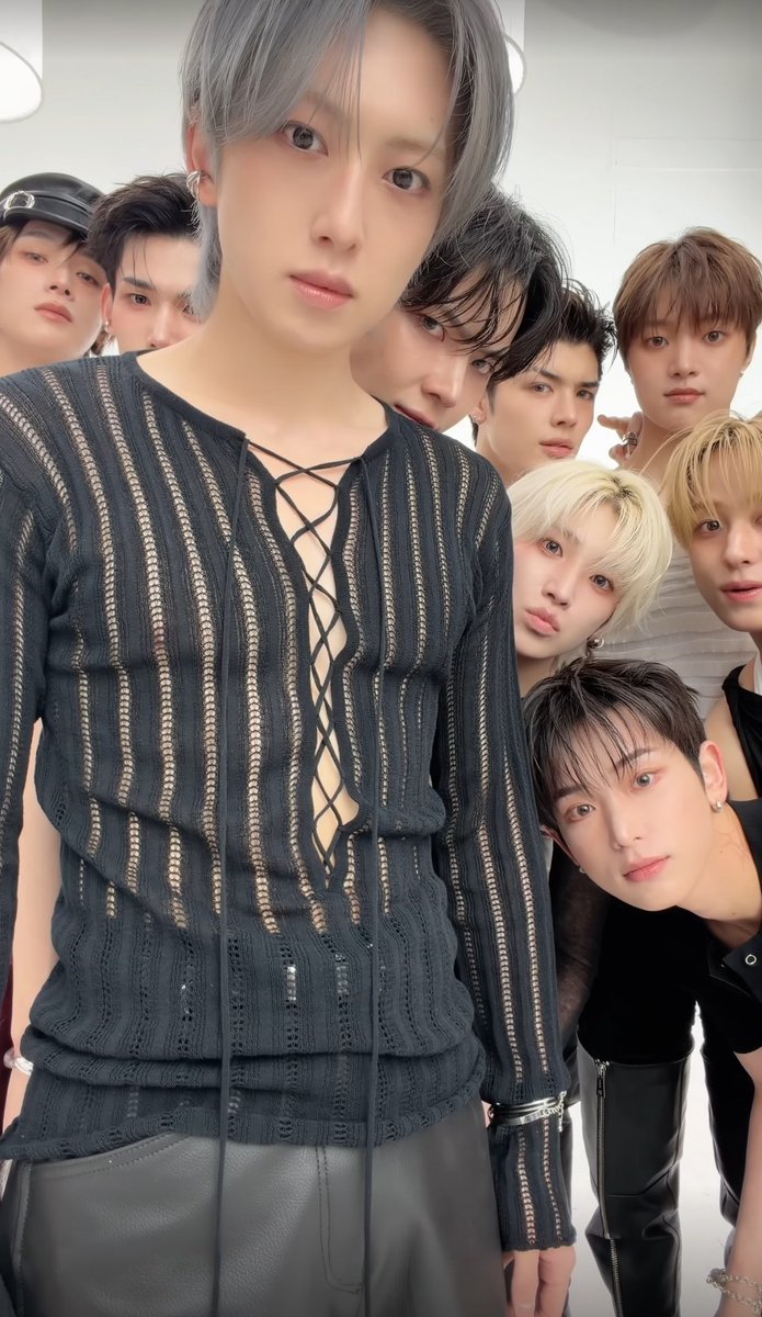 fu0_0ding's tweet photo. 무라타 이상하다 https://t.co/MkkAQVDSJn