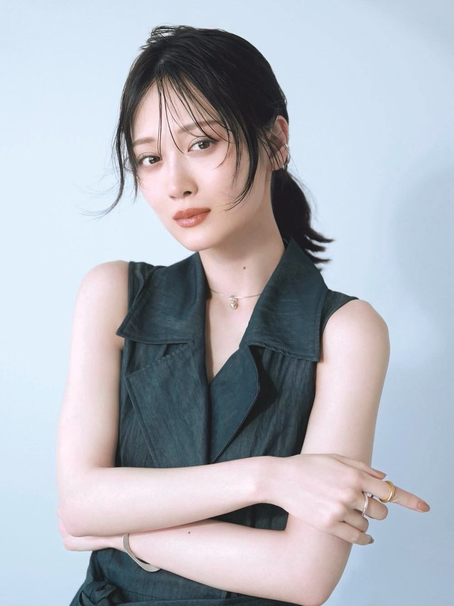 kaodakede's tweet photo. 固いところ触っていいかな♡ https://t.co/i4msUVWRD2