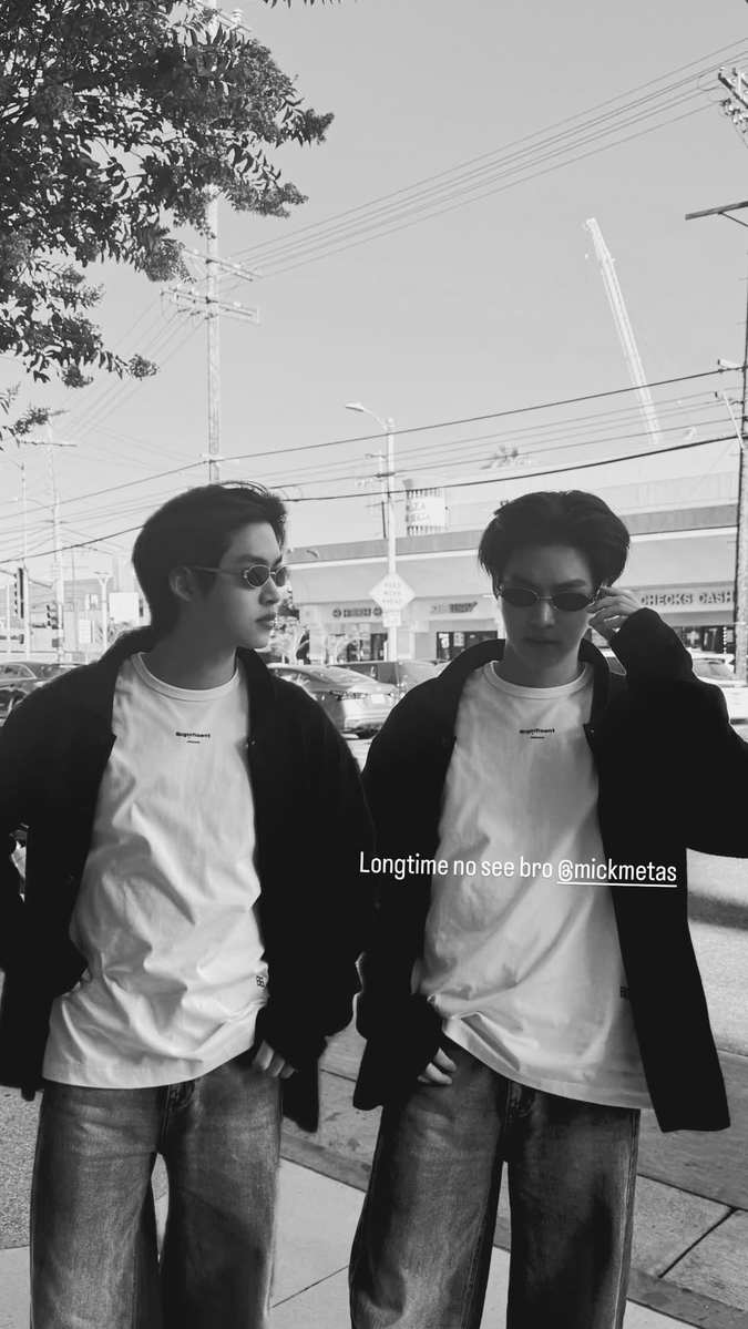 TPmustbeyou's tweet photo. Igs mickmetas
Long time no see bro @mickmetas
#mickmetas
#mickeyhouse #มิคเมธัส https://t.co/EqjVxfFRpi