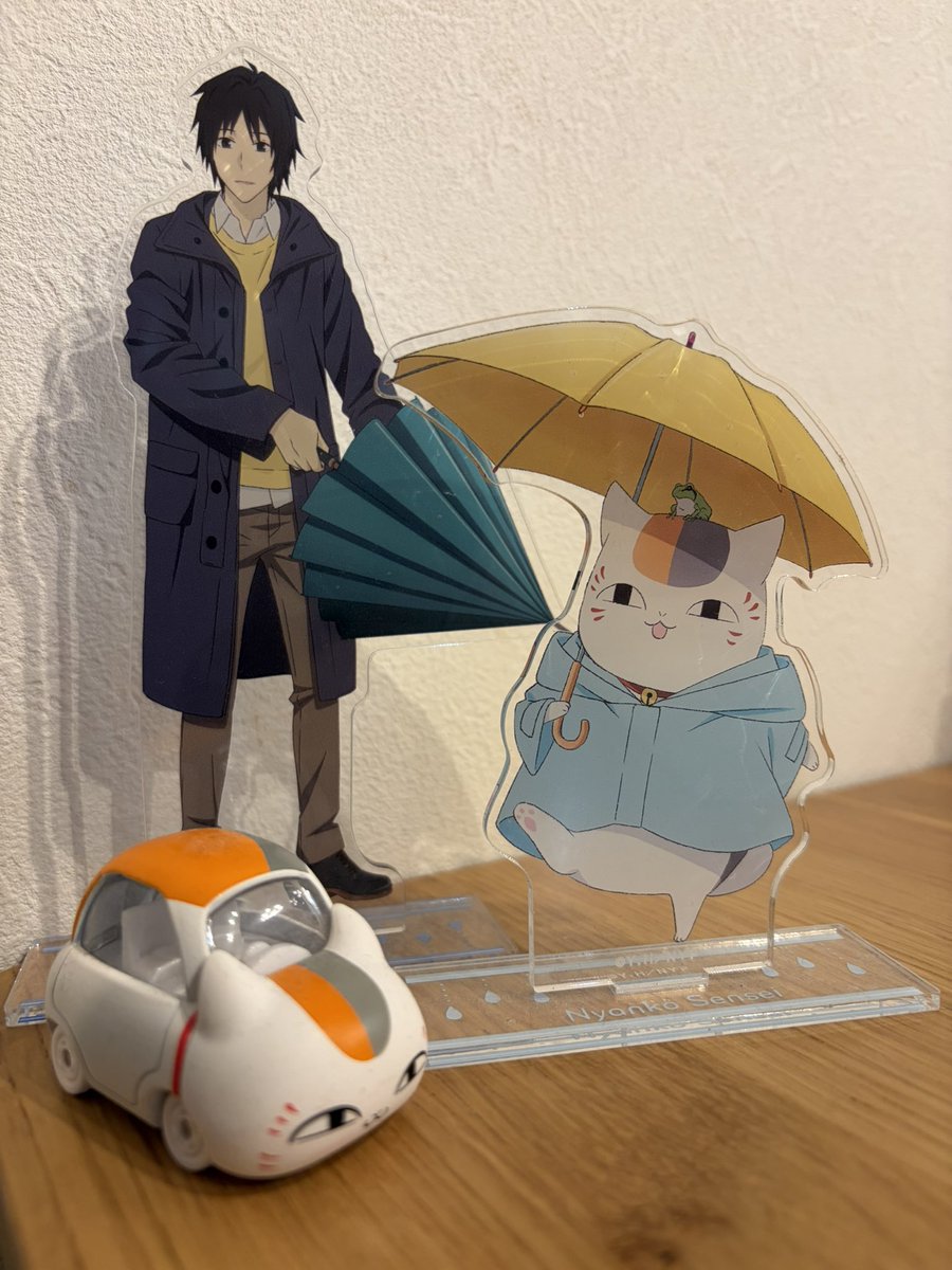 Kazuma_Horie's tweet photo. みんな、台風、雨対策は大丈夫かな☔️？

もうまもなくゲーム実況始まるよ〜☺️🐈🎮

まだちょっとお咳コンコンなんだけどご容赦を😷🦊💦

https://t.co/YoHa5qgWbV https://t.co/zGHSaWNJp0