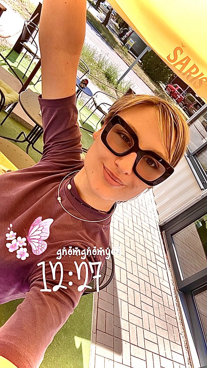 gnomgnomych11's tweet photo. Just me, my shades, and a good mood😎☀️.

#gnomgnomych11 #FeelingMyself #Confidence #GoodEnergy #SummerMood #JustMe 😎✨. https://t.co/W2NDExaRE0