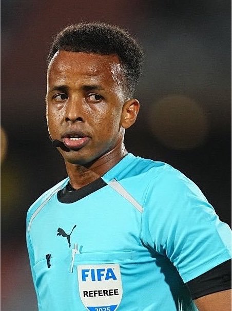 fred_fredj0715's tweet photo. 🚨🚨| Somali referee Omar Artan, who was banned from entering the US before the 2026 World Cup, is set to officiate the 𝐔𝐄𝐅𝐀 𝐒𝐔𝐏𝐄𝐑 𝐂𝐔𝐏 between PSG and Aston Villa on Wednesday https://t.co/QyWP6TMPVZ