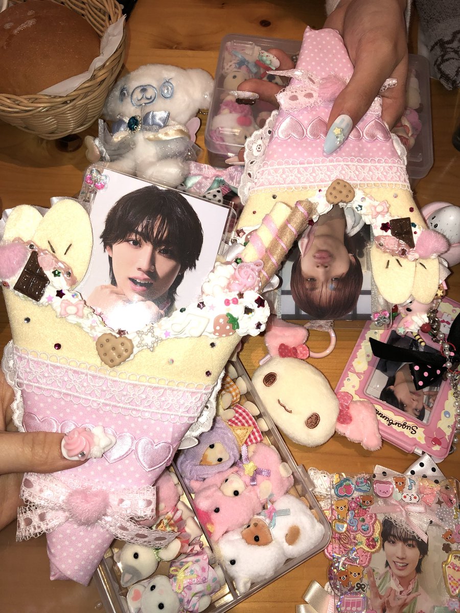Puni_Ponyo__'s tweet photo. かわいい摂取💕💖💜
好きな物一緒だからぬいぐるみ被る⬅️ https://t.co/bFyNtLCpvq