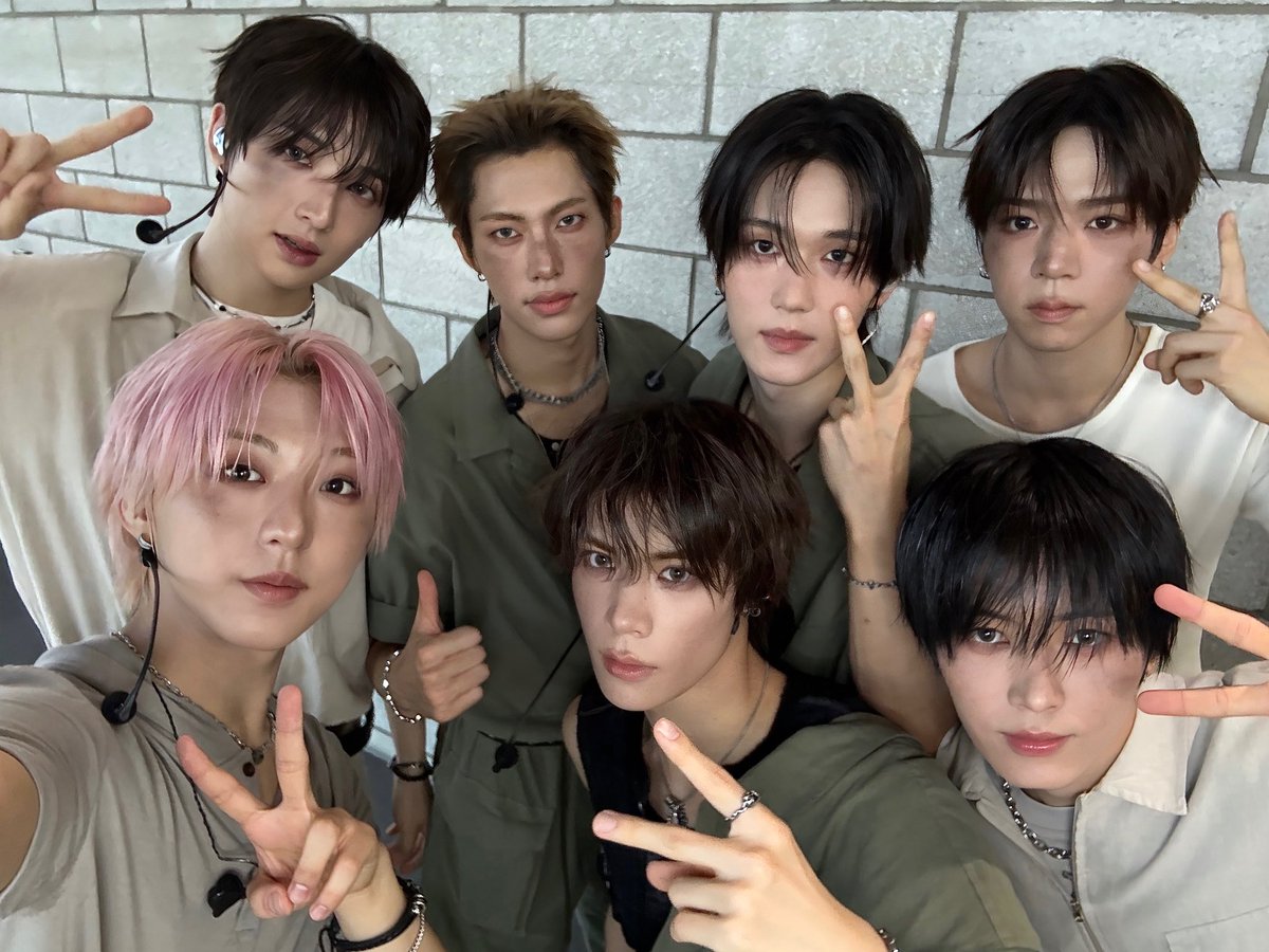 nouera_JP's tweet photo. [📸] 260811 SBS Life THE SHOW.

#NouerA #누에라 #ヌエラ 
#exe https://t.co/jNKU9fcqdF