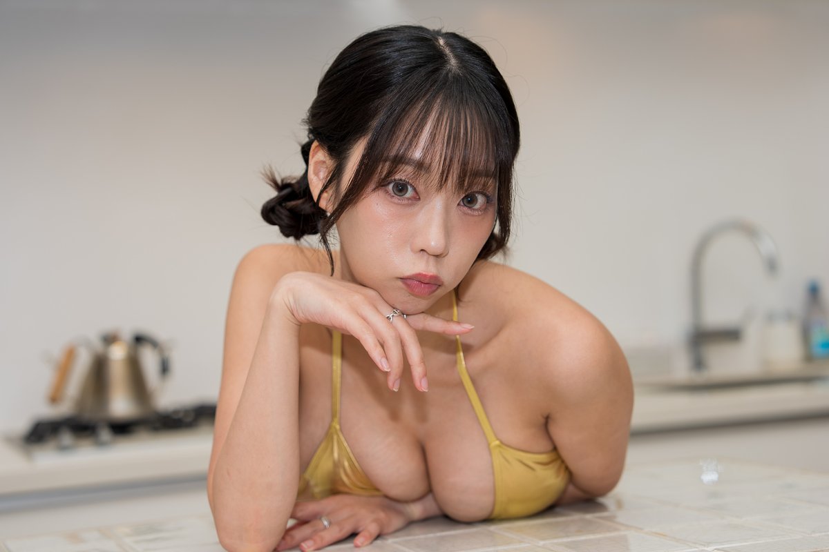 shoryo1016's tweet photo. 青山ひかるさん
@hikaru06kon
3回目の参加、85mm単焦点と自然光に手を出しました
機材ばかりが��っていくやつです。今回も優しく助けていただきありがとうございました！
#あお撮 #あおみん #青山ひかる #イマドキ撮影会 https://t.co/7qfAFqbBrH