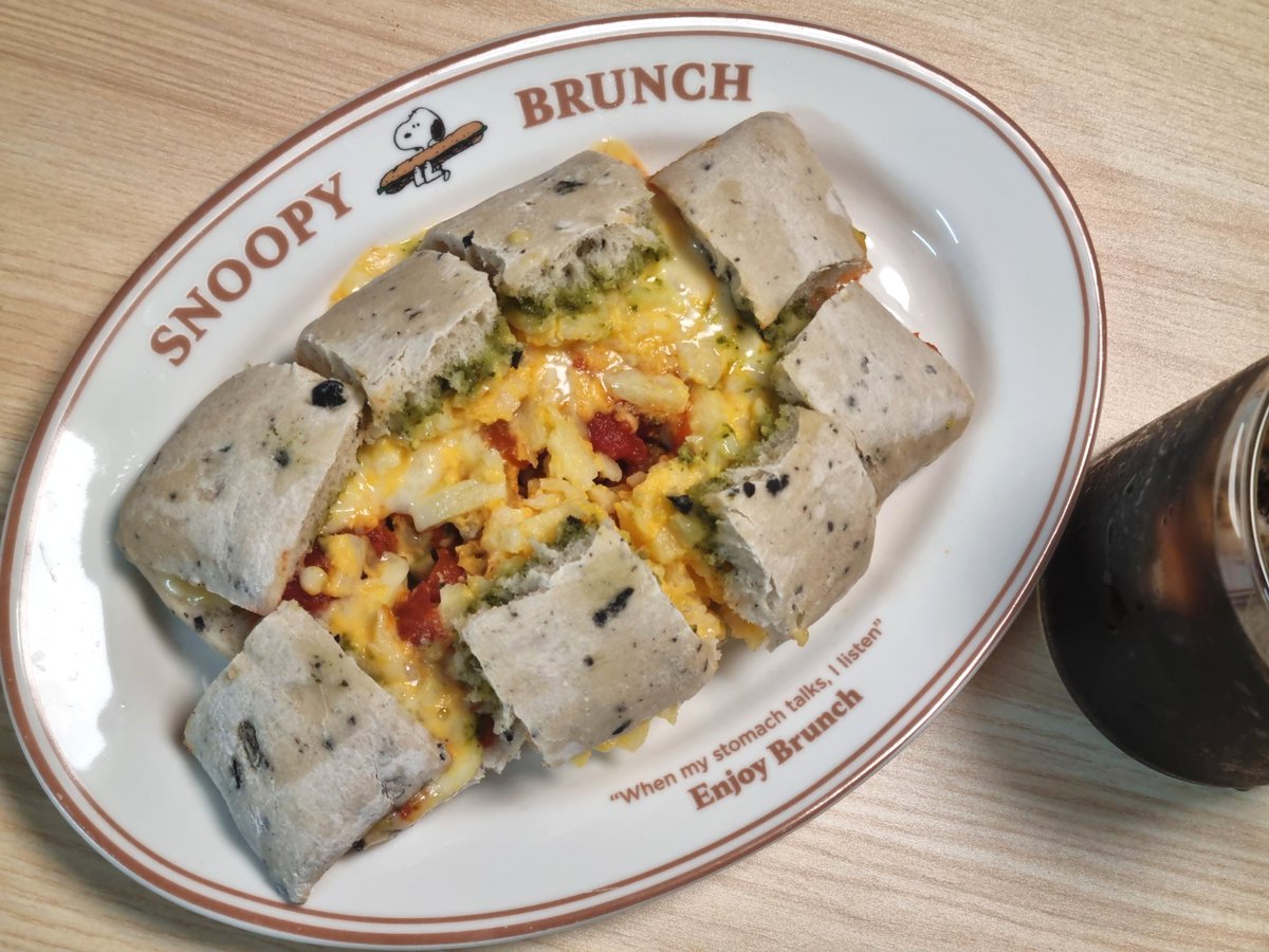 seseum_yum's tweet photo. 8/11
점심
메르밀진미집 초당옥수수 콩국수

간식
카페인중독 두바이와플/누텔라와플 반개씩
아아

저녁
바질모짜샌드위치 + 도마도소스 
아아 https://t.co/1aKaKkSDaI