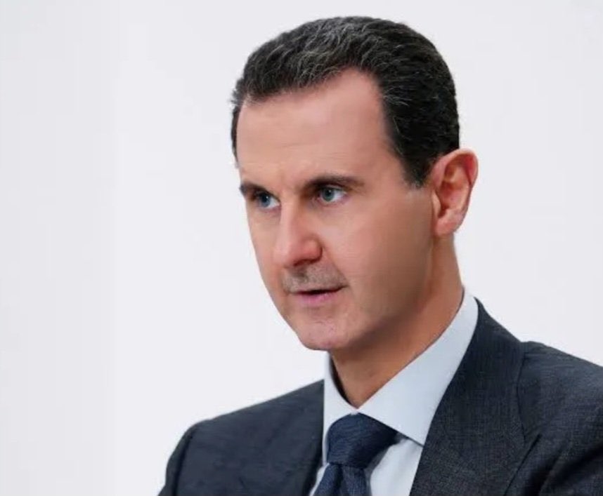 AJELNEWS24's tweet photo. عاجل 🔴 

بعد اتهامهم بالقتل العمد والقصد والتعذيب والتحريض.. 

صدور حكم القضاء السوري بالإعدام لبشار وماهر الأسد وملاحقتهما دولياً

🔺 المحكمة: 
الإعدام غيابياً لبشار الأسد بتهمة القتل العمد لأكثر من شخص وأطفال وتعذيبهم.

🔺 المحكمة: 
الحكم على ماهر الأسد بالإعدام لإدانته بالقتل العمد والقصد والتعذيب والتحريض.

🔺 المحكمة تقرر ملاحقة بشار وماهر الأسد دولياً

-