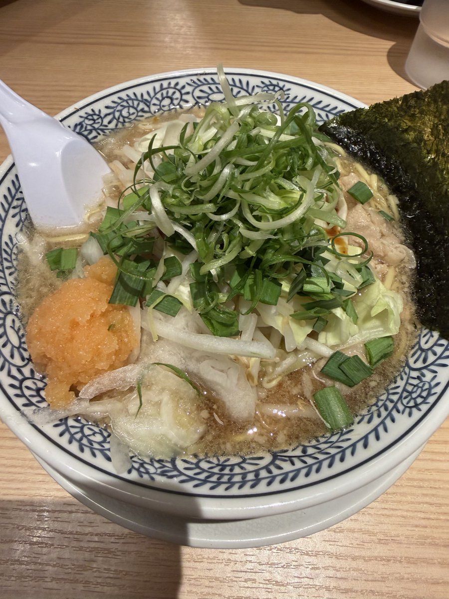 shodenjin's tweet photo. 丸源🍜
野菜肉そば。そして最近は替玉をしている。 https://t.co/kD1VRbHAO2