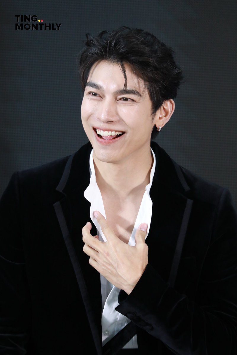 tingmonthly's tweet photo. “มิว - ศุภศิษฏ์” #มิวศุภศิษฏ์ #MewSuppasit 
ในงานแถลงข่าวเปิดตัว PROJECT DUO ONE ในงาน DUO ONE : TWO SOULS, ONE DREAM PRESS CONFERENCE 
#PROJECTDUOONE 
#PROJECTDUOONEPresscon 
#แถลงข่าวเปิดตัวPROJECTDUOONE
#ThailandChemistryReality #TwoSoulsOneDream 
#AmarinTV #AmarinTVOnline https://t.co/xfQ9ZtAIln