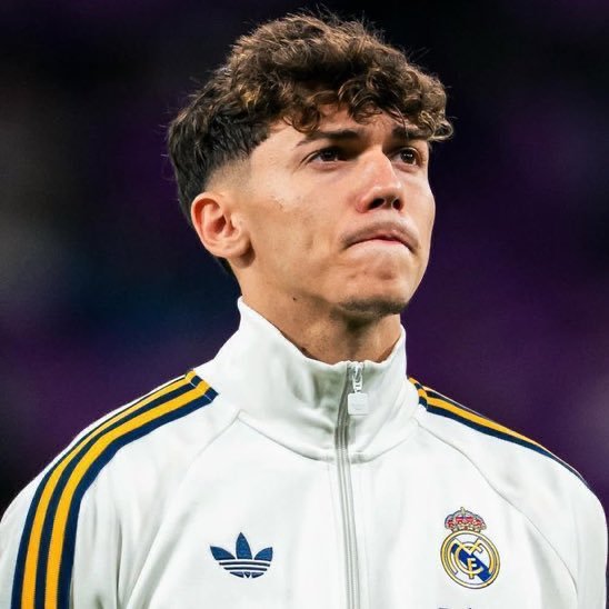 bornmadridista0's tweet photo. 🚨💣 JUST IN: Real Madrid’s MIDFIELD SIGNING IS THIAGO PITARCH! 🤍

José Mourinho has decided that Pitarch will TRAIN AND STAY WITH THE FIRST TEAM once he receives medical clearance.

⚡ The midfielder is expected to be COUNTED ON by Mourinho as part of the squad.

🗞️ @eldebate_com