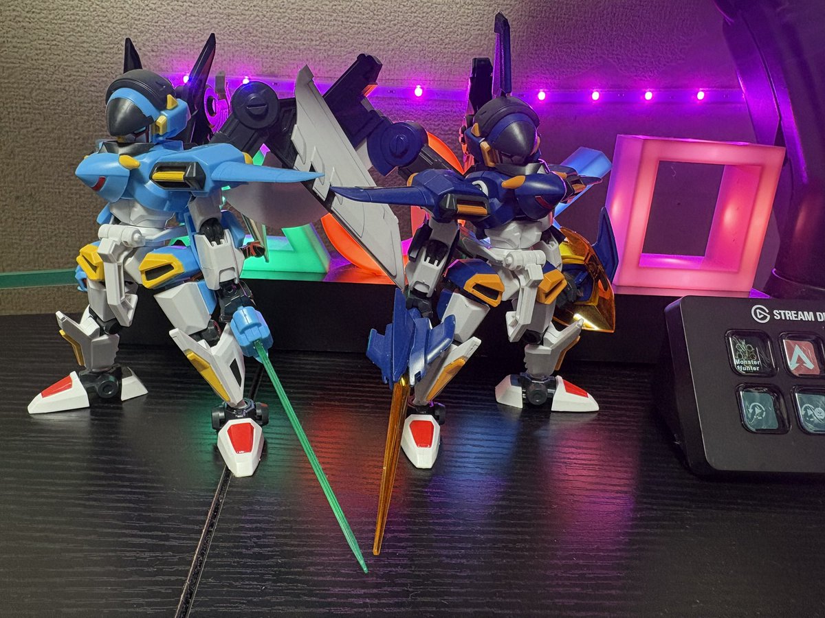 _Le1x's tweet photo. ガンプラは初めてやけど世代がドンピシャやからダンボール戦機のプラモはいまだに集めてる
俺のカッコ良すぎるLBXも見てくれ https://t.co/F4HMr14S4x