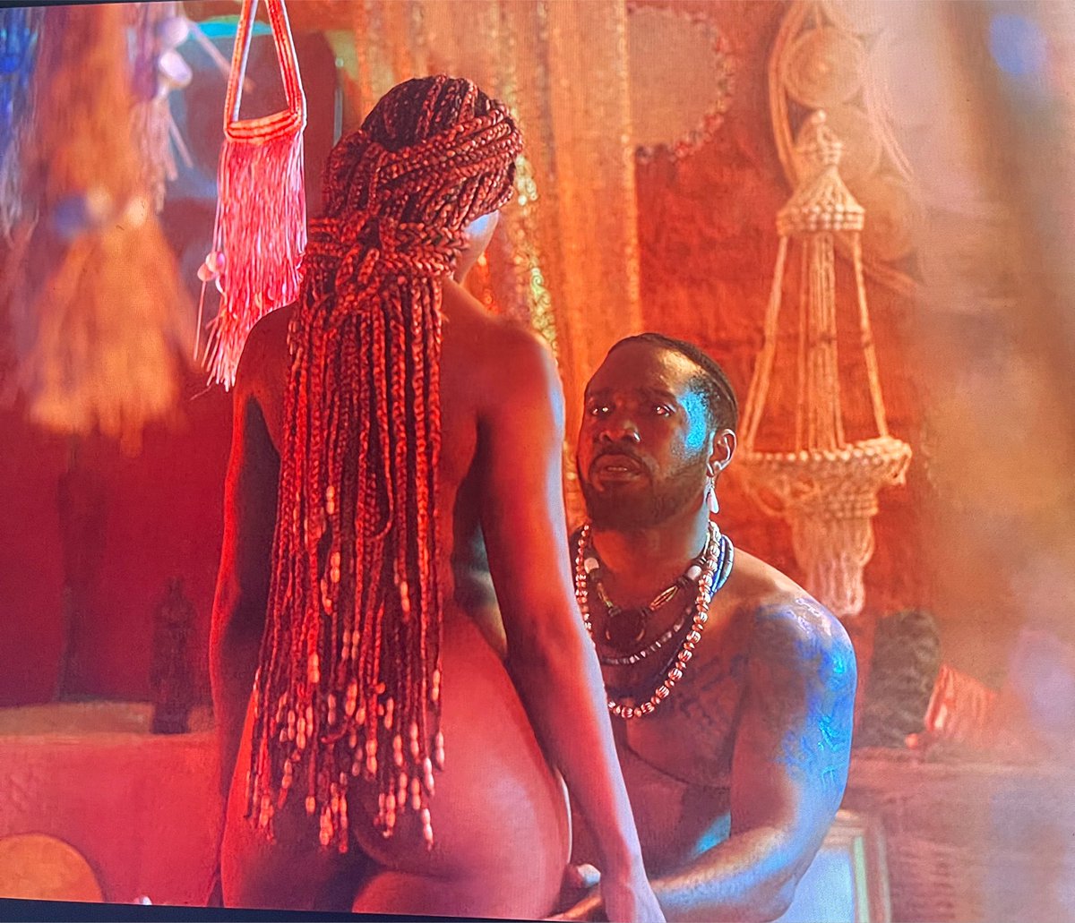 Northernigbobwo's tweet photo. This colours of fire movie. Osas Ighodaro and Uzor Arukwe nearly got me. https://t.co/2DaAZA6NyZ
