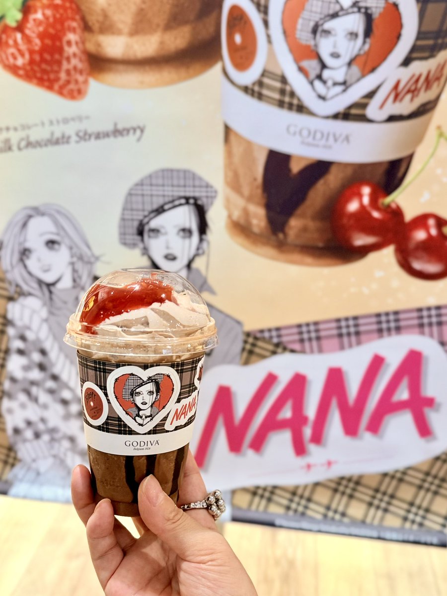 yuukitweets's tweet photo. GODIVAのNANAコラボ✨️
美味しかった🥰️

 #ゴディバ  #コラボスイーツ  #NANA https://t.co/x6gPEPuhOH
