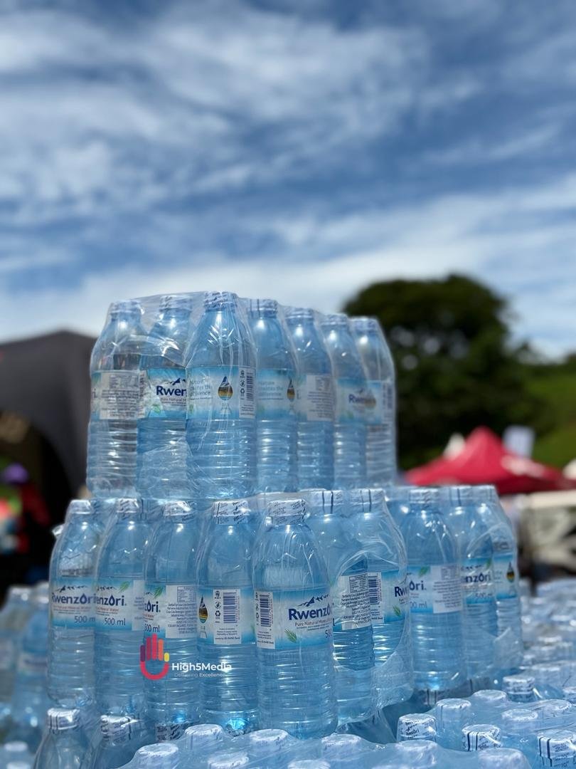 CGL_Uganda's tweet photo. A great event thrives on strong partnerships.

We extend our sincere appreciation to @CocaColaBevUg,our Official Hydration Partner for keeping participants refreshed and energized throughout the 5th Outing.

Your continued support helps us create impactful experiences. https://t.co/CNxMoTrZA8