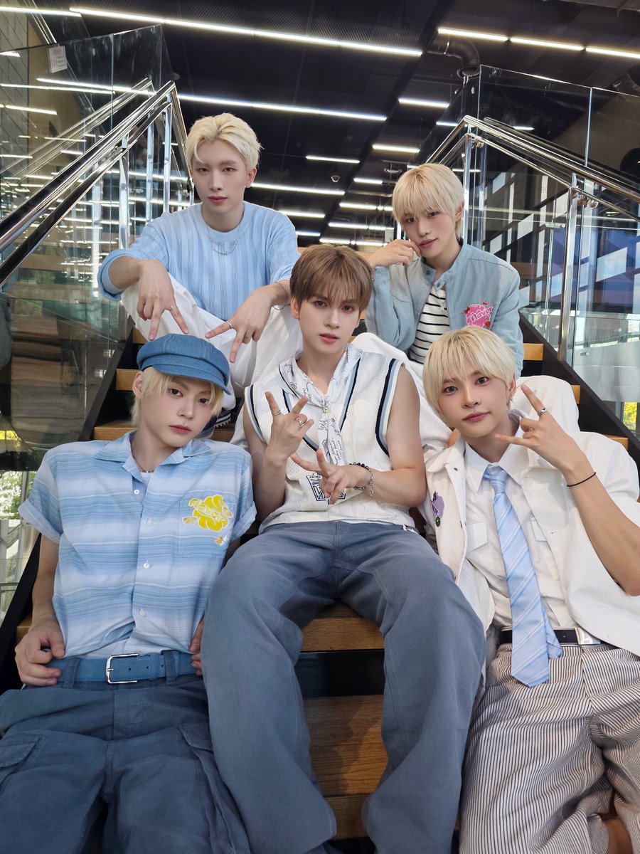 POW_grid's tweet photo. [#POW.pic] 260811

SBS Life '더쇼'

#POW #파우 #Flavor #플레이버 #GRID #그리드 https://t.co/6lXtmfjtei