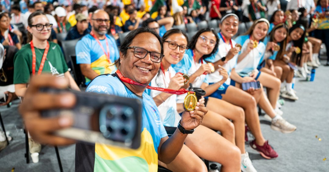 SpecialOlympics's tweet photo. You haven't truly experienced a celebration until you've witnessed a #SpecialOlympics medal ceremony, and in Paris, the Unified Football World Cup medal presentation was absolutely unforgettable!

Share with us your favorite memory from #Paris2026UFWC! #ChooseToInclude https://t.co/hMCwZDRCGC
