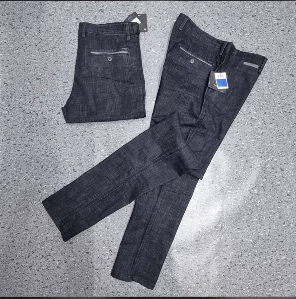 kicksplugville's tweet photo. Comfort Lightweight Denim Pants
.
.
Size ; 32 - 42
Cost ; 39k
.
.
#LaCasaDeLosFamososMéxico #mrp #helloaugust #kicksplugville https://t.co/amRvZXiXgE
