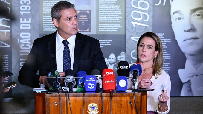 F4bioF3's tweet photo. Esses dois CRIMINOSOS já estão na cadeia? https://t.co/RJduYtRJsE