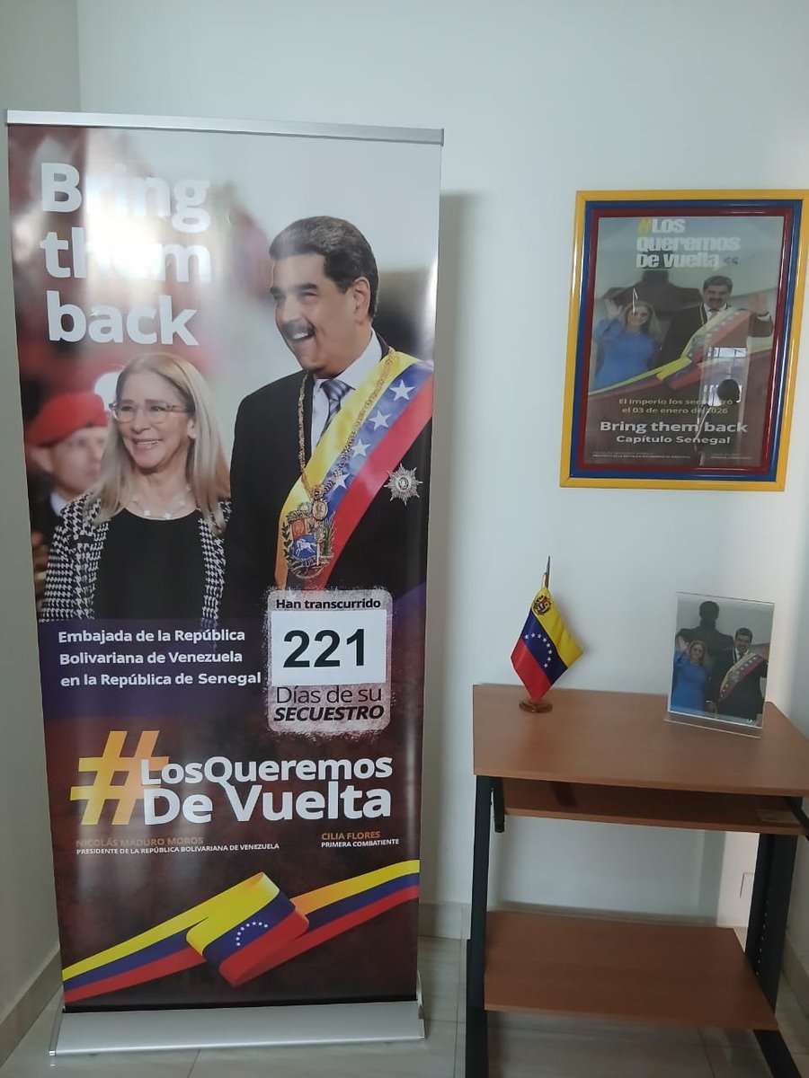 EmbajadaSenegal's tweet photo. Pareja Presidencial
#221 #losqueremosdevuelta #bringthemback #freenicolas #freecilia #Venezuela #parejapresidencial
🇻🇪 🇻🇪 https://t.co/8PdHNhCGY5