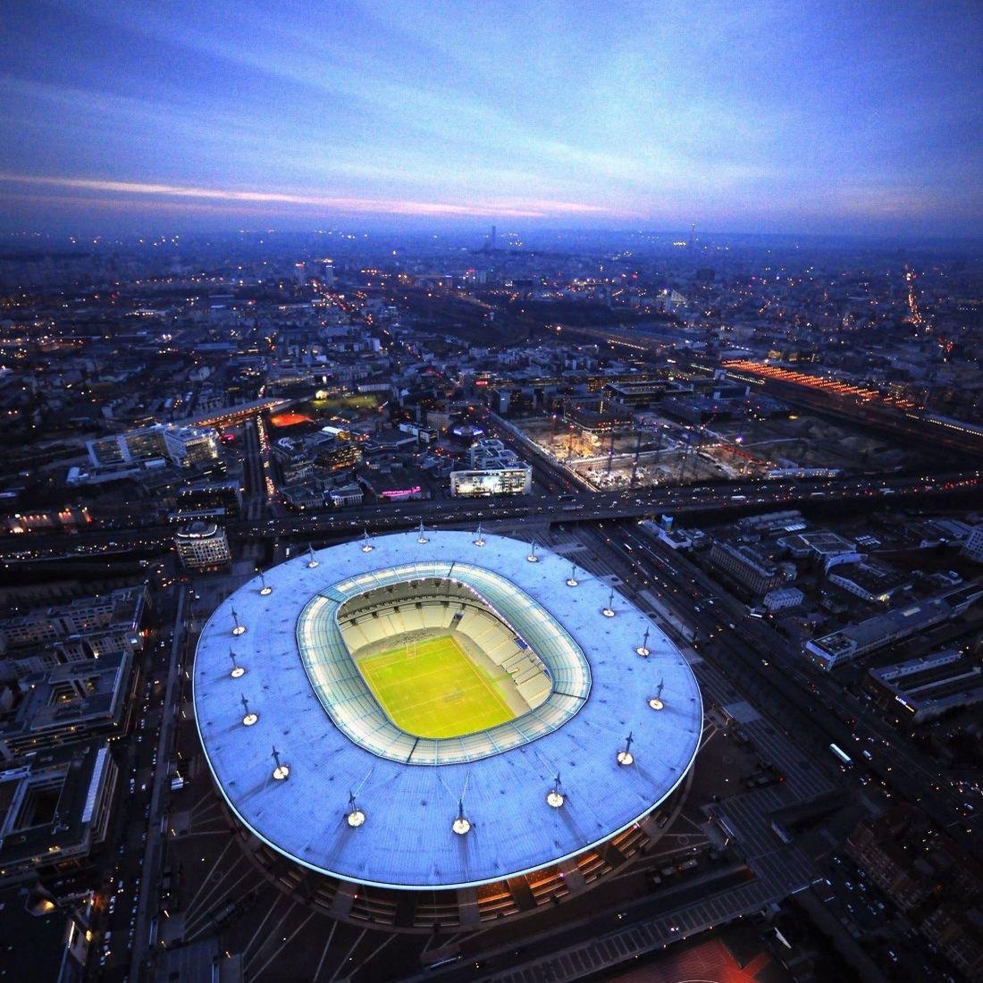 ShadesFrance's tweet photo. 🚨 INCROYABLE 

Le PAPE vient de SOLD-OUT sa conférence au STADE DE FRANCE en moins d’1 heure ! 🏟️

📆 25 SEPTEMBRE https://t.co/4qtvfTsKXl