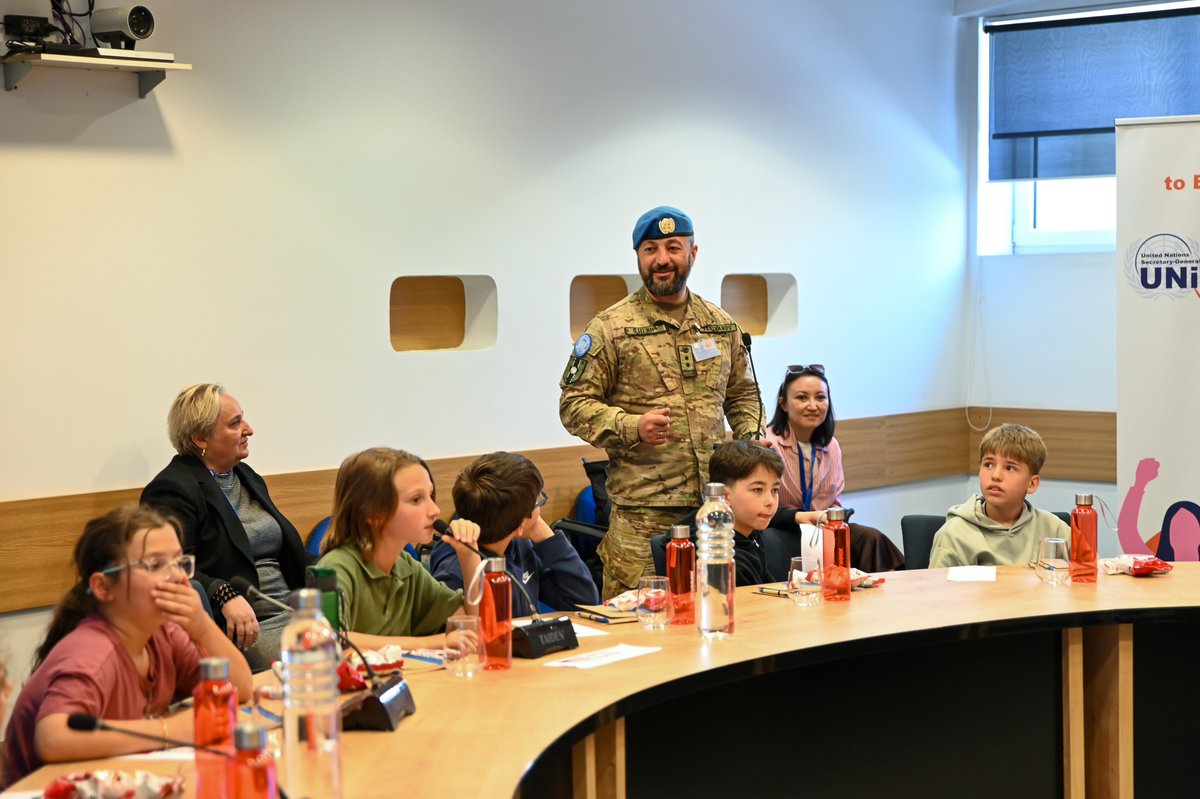 UNPeacekeeping's tweet photo. Tomorrow is #YouthDay. 
@UN Peacekeeping missions continue to engage young people in dialogue and decision-making processes, ensuring that their perspectives and ideas remain at the heart of peace efforts.
To #InvestInPeace means to invest in #YouthPeaceSecurity. 
@UNYouthAffairs https://t.co/T7ZY25IoIW
