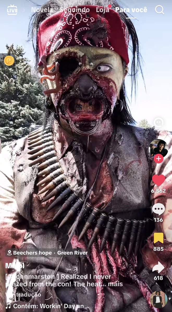 vikdoll's tweet photo. one of the coolest cosplays i’ve ever seen of john, im in love https://t.co/1Do65Csd2T
