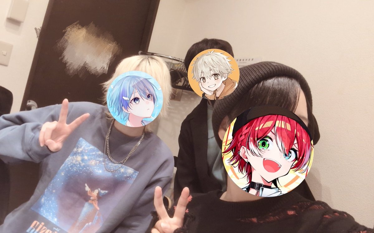 sansei_kun3's tweet photo. オンラインライブありがとう！🧡❤🩵

初めてゲストとして出演させていただいて、すごく楽しかったです😌

優しいスタッフさんたちとリスナーさんのおかげで無事に成功させることができました︎🌟
(ハプニングも成功の一部)

とっても貴重な体験ができました🎤💘 https://t.co/1jOZTYnkK8