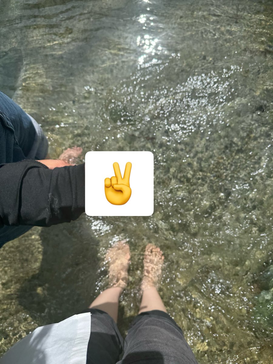 404_trmr's tweet photo. 川で泳いだのなんていつぶりだろう🏞

最初、私服で足だけ浸かりに行ったけどやっぱ泳ぎたいってなって帰って着替えてから泳ぎに来たガチ勢🏊🏻 https://t.co/HPpdPF1HTt