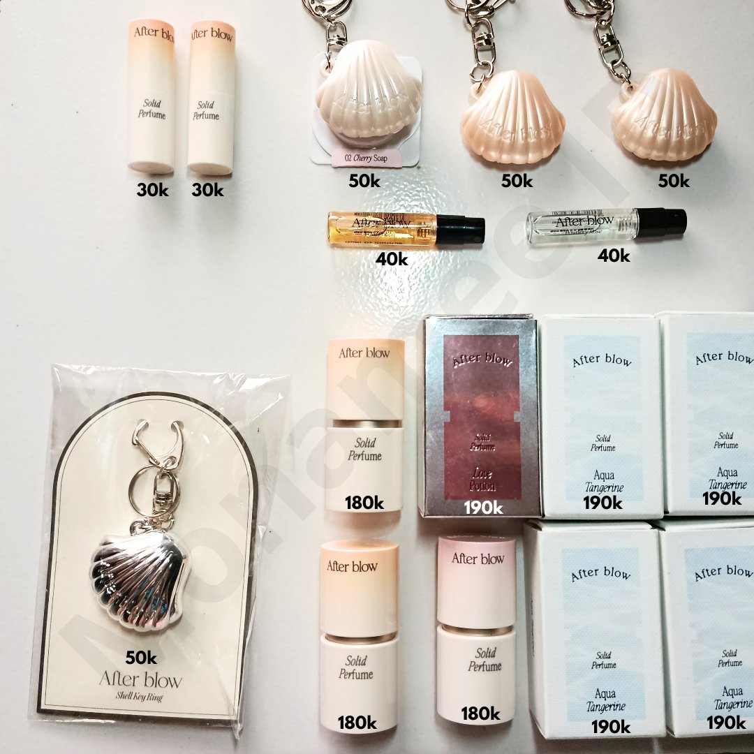 willbepainted's tweet photo. #wtsday6 wts After Blow NEW

SOLID
mini (Sugar Floral)
keyring (Sugar Floral, Cherry Soap)
no box (Sugar Floral, Rose Bouquet)
wbox (Love Potion, Aqua Tangerine)

SPRAY
mini (Love Potion, Powdery Rose)
no box (Rose Bouquet)
wbox (Woody Fig, Powdery Rose, Aqua Tangerine)

📍Jogja https://t.co/MwWcMgftug