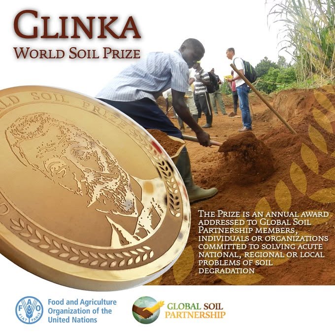 FAOLandWater's tweet photo. 📢 Calling all soil champions📢
Could you be the next #SoilHero2026❓
Apply for the #Glinka World Soil Prize and gain worldwide recognition for your work against #SoilDegradation!
More info:  https://t.co/BfkuGirkC4
📅 Deadline 15 September 2026
#GlobalSoilPartnership #SoilHealth https://t.co/IpC0gTVmh5