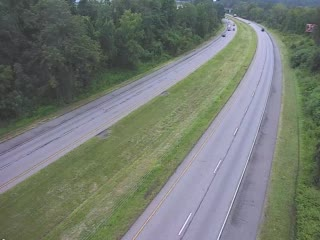 tmabucks's tweet photo. Commuter reminder you can always view photos & videos of current I-295/I-95 traffic conditions at https://t.co/Xa63lXNzuN before hitting the road!
#95Revive | @511PAPhilly https://t.co/xn0Y34ml3O