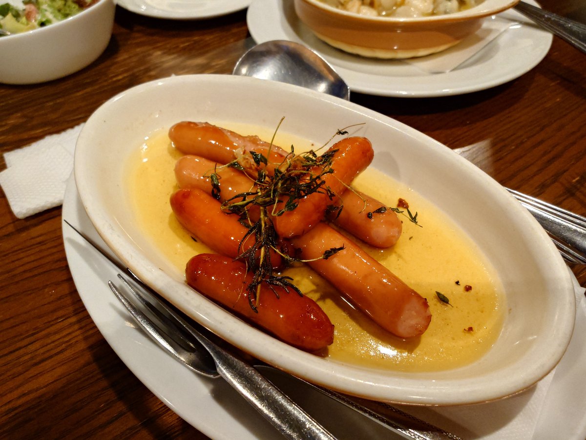jammworld's tweet photo. もうすぐ今年の夏休みが終わってしまう…

亀戸 Osteria Hana@イタリアン三昧

ピザ、パスタ、リゾットなどたくさん食べた。美味しい料理にお酒も進み赤ワイン2本空いた。楽しかった4連休も終わりです。明日から仕事に励みます！ https://t.co/bu7IPeF3fu
