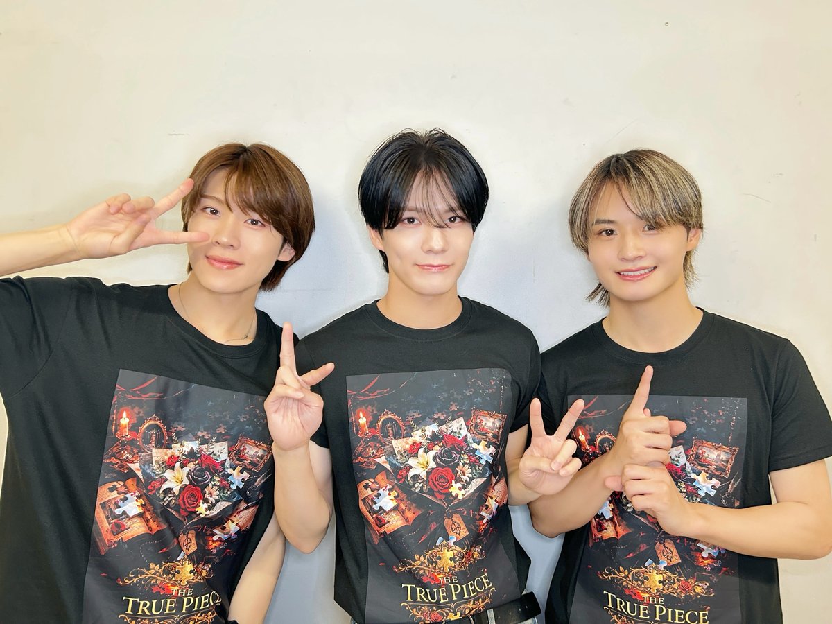 official_DXTEEN's tweet photo. [📸]260811

『#マーダーミステリー シアター「THE TRUE PIECE Ⅱ」』
@THE_TRUE_PIECE

『忍びの目にも涙』
本編に #田中笑太郎 #平本健 #福田歩汰 が
感想タイムには #大久保波留 #谷口太一 #寺尾香信 も
出演させていただきました☺︎

ご来場いただきありがとうございました！

本日、#DXTEEN はこの後18:00〜の
『部活ロワイヤル』にも出演🕵️‍♂️
今後のスケジュールはこちら🔽
https://t.co/1NMsnmRtzs

#DXTN #DXTEEN_Wanna
#トゥルピ
