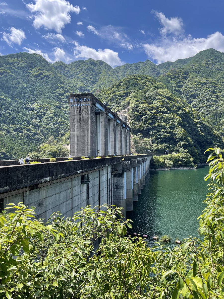 yatokesa's tweet photo. 紆余曲折あって天竜川河口に到着
河口にあるキャンプ場で一泊する予定だったが、明日一日中雨になって余ったのでこれから埼玉まで帰る(決意
#CBR650R https://t.co/kHyIB3lZOL