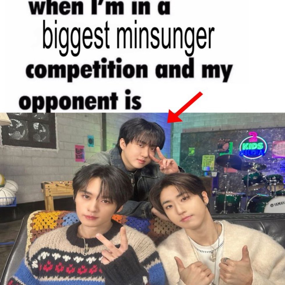 minsungonmyphon's tweet photo. HAPPY CHANGBIN DAY!!! https://t.co/YEdlzGAN51