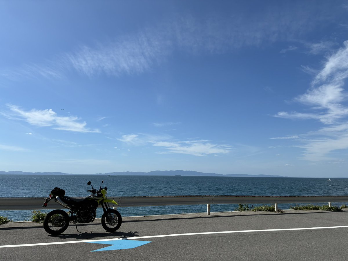 bashiyan2012's tweet photo. たまには走ってあげないとね
#klx230sm https://t.co/gNieoX7vs8