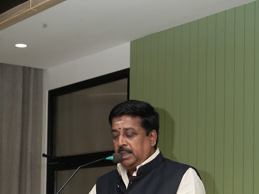 faceat_official's tweet photo. 🏗️ New Team. New Vision. New Milestones. 🚀

மதுரை ACEM கட்டுமான பொறியாளர்கள் சங்கத்தின் புதிய நிர்வாகிகள் பணி ஏற்பு விழா இனிதே நடைபெற்றது. ✨

புதிய பொறுப்புகளை ஏற்ற அனைவருக்கும் இனிய வாழ்த்துகள்! 💐
ஒற்றுமையுடன் முன்னேற்றத்தை நோக்கி… 

#ACEM #Madurai #FACEATP #CivilEngineers https://t.co/tJ7IOcD4XR
