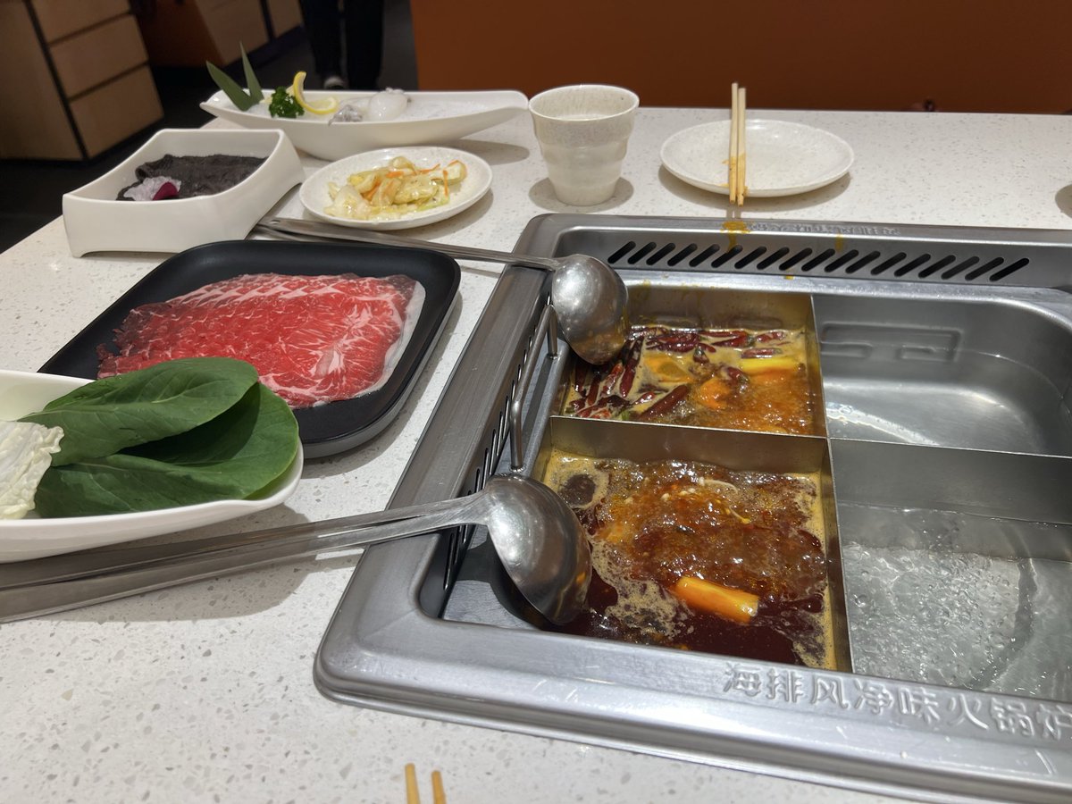 403ErorR's tweet photo. 火鍋〜🔥 https://t.co/ZcX3xaSd6X