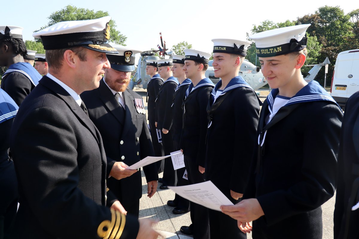 HMSsultan tweet picture