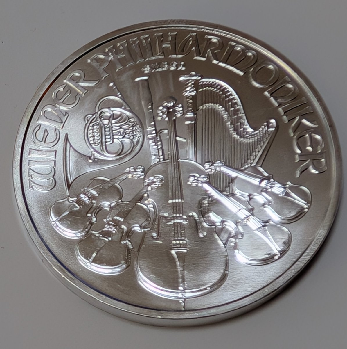 FUTABA19751101's tweet photo. ✨ #Platinum #プラチナ #Silver #銀 #Ingot #インゴット #現物投資 #記念コイン #コイン　#貴金属投資　＃楽天市場　＃金貨 https://t.co/n3KejmTZkm