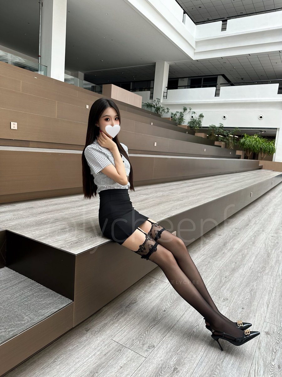 lycheepff's tweet photo. 今日份Office siren https://t.co/jbUA40opHZ