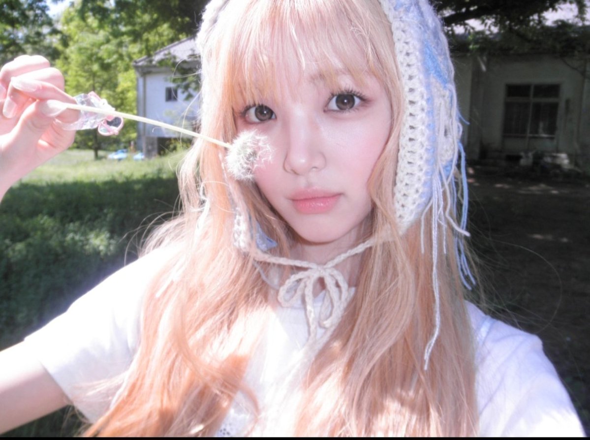 H2H_INA's tweet photo. 260811 #YUHA weverse post 

Iconic heart 🍀

#Hearts2Hearts #하츠투하츠 #H2H
@Hearts2Hearts https://t.co/VhSxWuZRFF