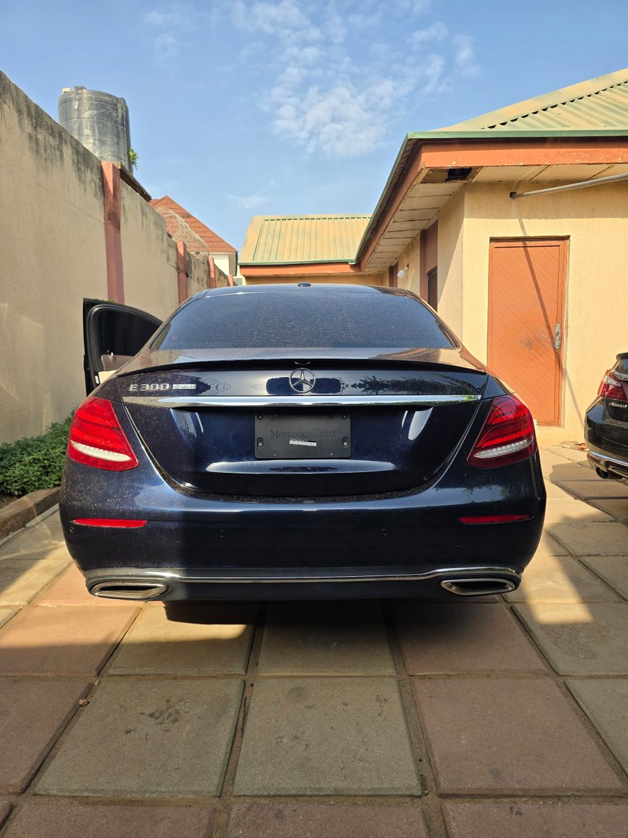 Sulaimankolo13's tweet photo. Belgium 2017 Mercedes-Benz E300 (Non-4MATIC) FOR SALE 🚘
✔️ Panoramic Roof
✔️ Leather Interior
✔️ Parking Assist + Reverse Camera
✔️ Front &amp; Rear Parking Sensors
✔️ LED Headlights
✔️ Electric Memory Seats
✔️ Keyless Start
✔️ Super Clean | Accident Free
KADUNA, 09020714723
₦ 36M https://t.co/mnkdgqln2R