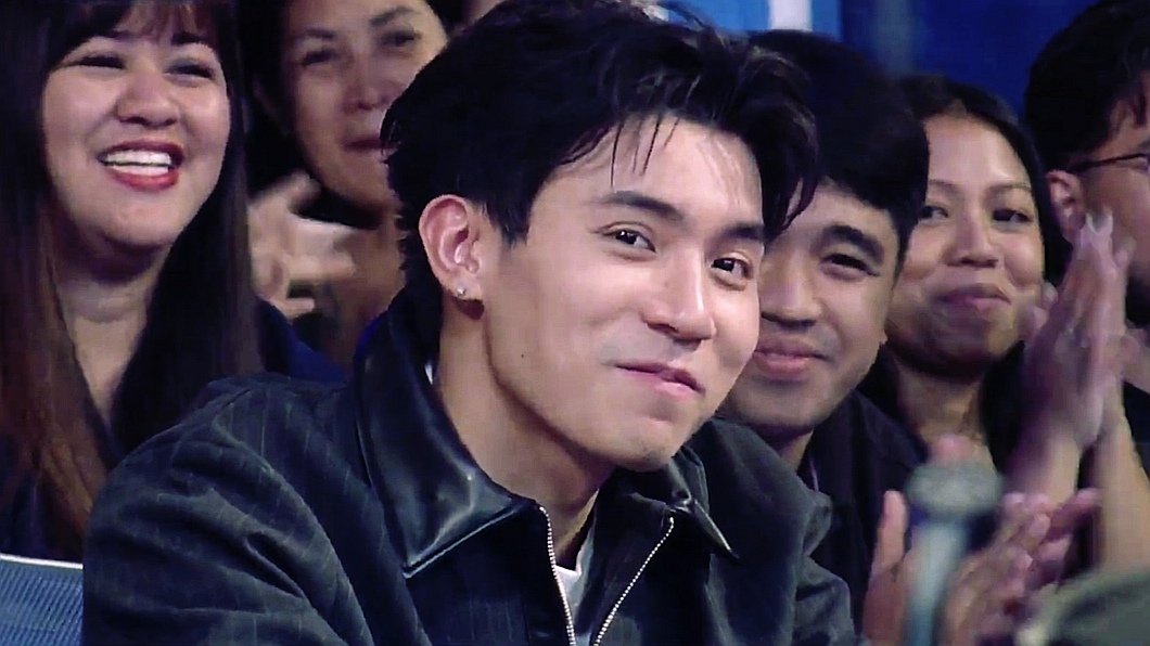 museumofloves's tweet photo. *sighs dreamily*

MAOOHHLALAN NA BRENTUESDAY
MAOOHHLALAN NA BRENTUESDAY
#showtimelarotogether https://t.co/cTfNSZ61oU