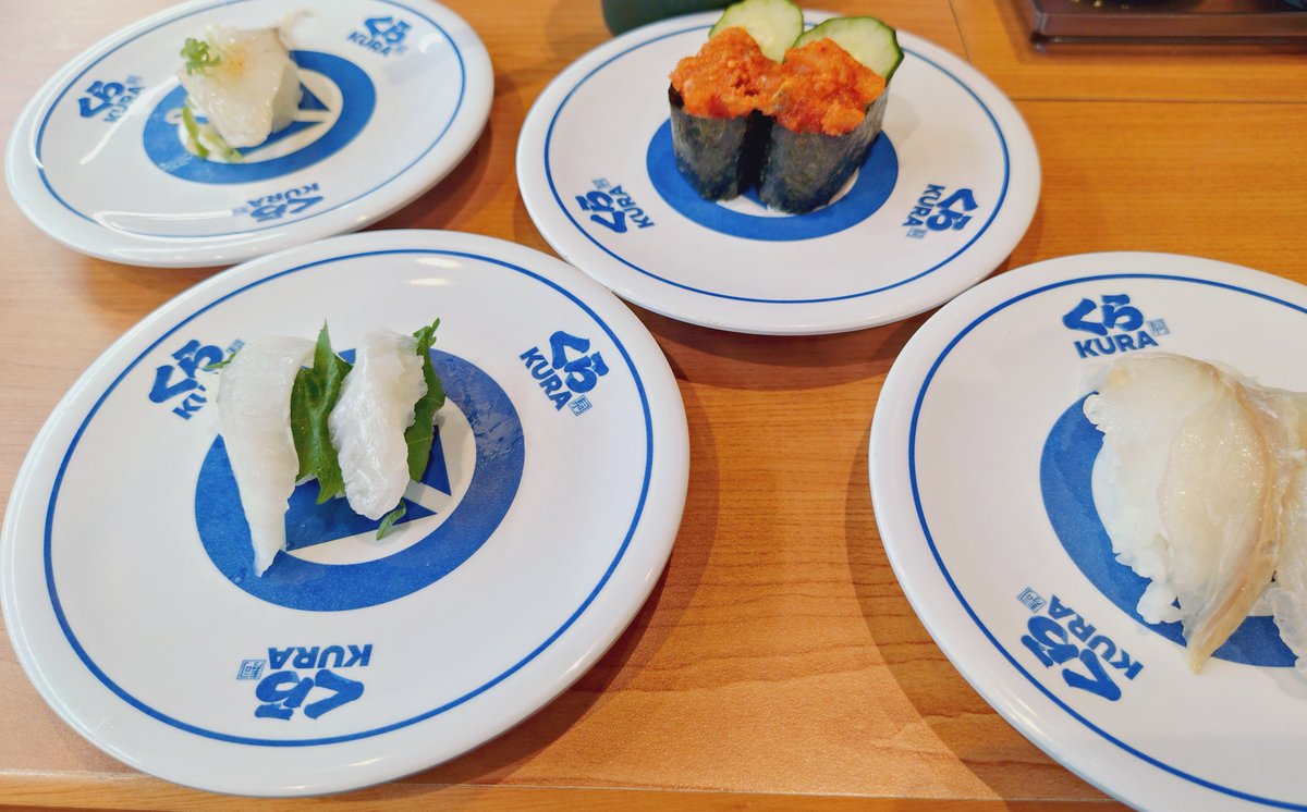 Chanharu0915's tweet photo. くら🍣久しぶりに行った〜（はま🍣の民）

#今日はくら寿司ミニオンズコラボ https://t.co/lzT5lwr6N5