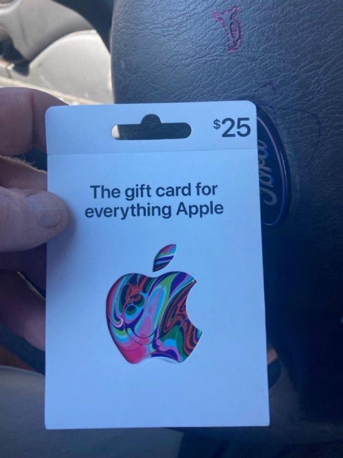 JasonWillizi's tweet photo. I got $25 gold card. https://t.co/eFVSqWKCVW