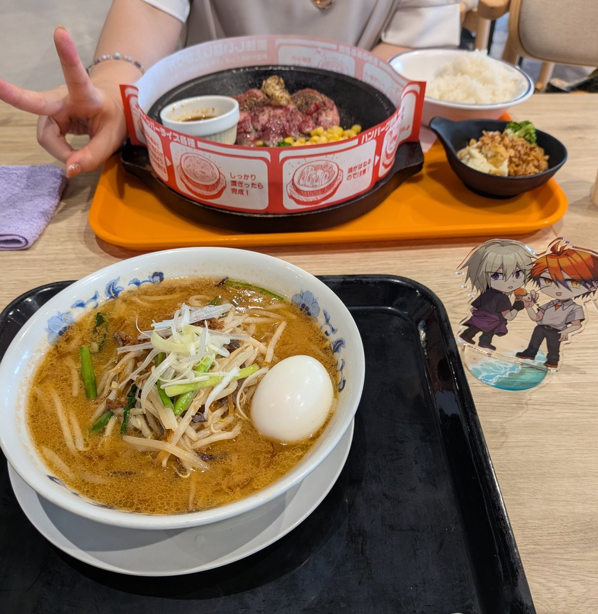sasetsu_gogh's tweet photo. ✨️✨️アクスタを���渡ししてもらえて神✨️✨️ https://t.co/kn2BSNUATS