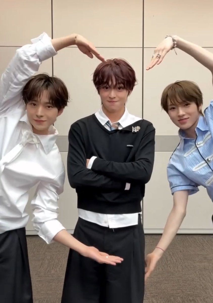 yuu1004s's tweet photo. 삼쿠 하트라는 거얌 ♡ ♡ https://t.co/2vhMWhlinU