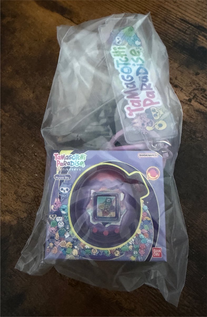 jiri2go's tweet photo. 【交換】たまごっちカスタムキーリング2

【譲】purple sky

【求】白(柄)

ピンポイントの条件ですが、お譲りいただける方は、ぜひお声がけくださいませ。
郵送交換を希望しています。 https://t.co/JQSryA2o79